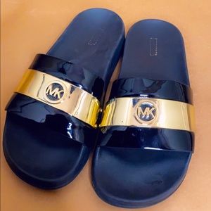 Micheal Kors Slides